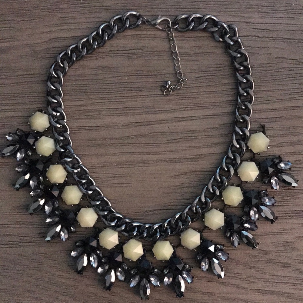 Lemon jewled necklace
